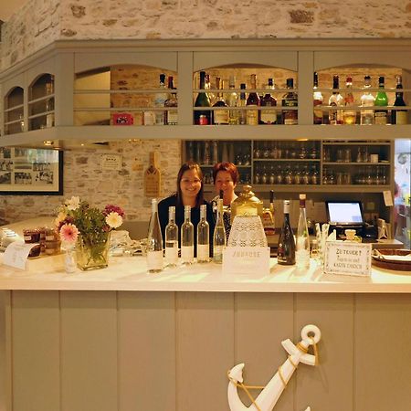 Gasthaus Knudsen Utersum Luaran gambar