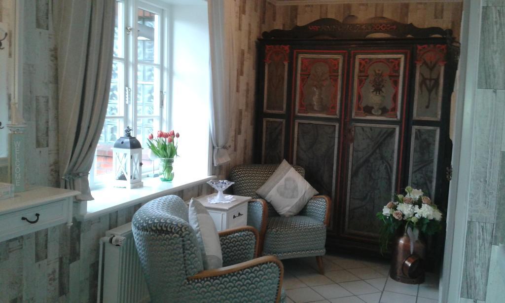 Gasthaus Knudsen Utersum Luaran gambar