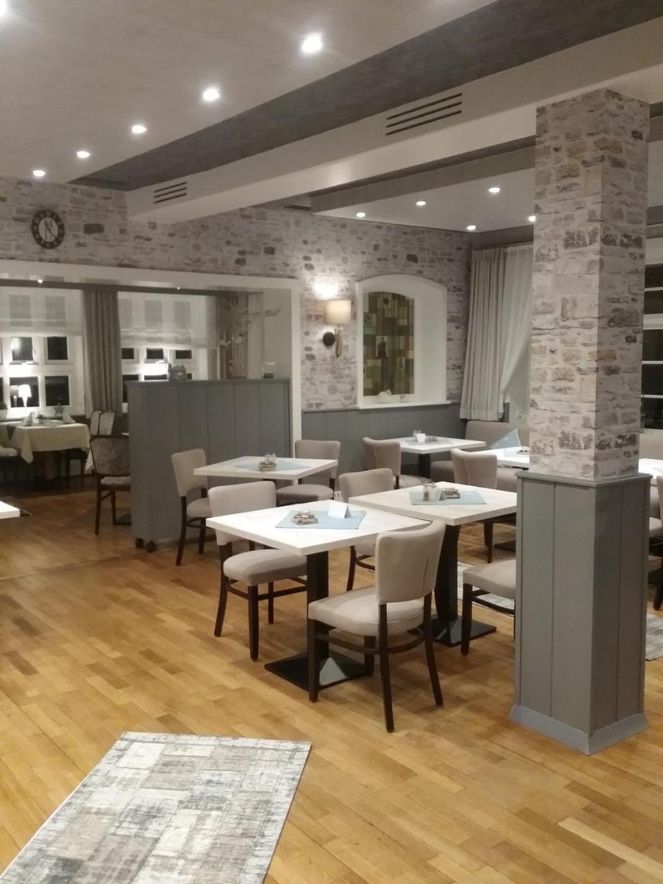 Gasthaus Knudsen Utersum Luaran gambar