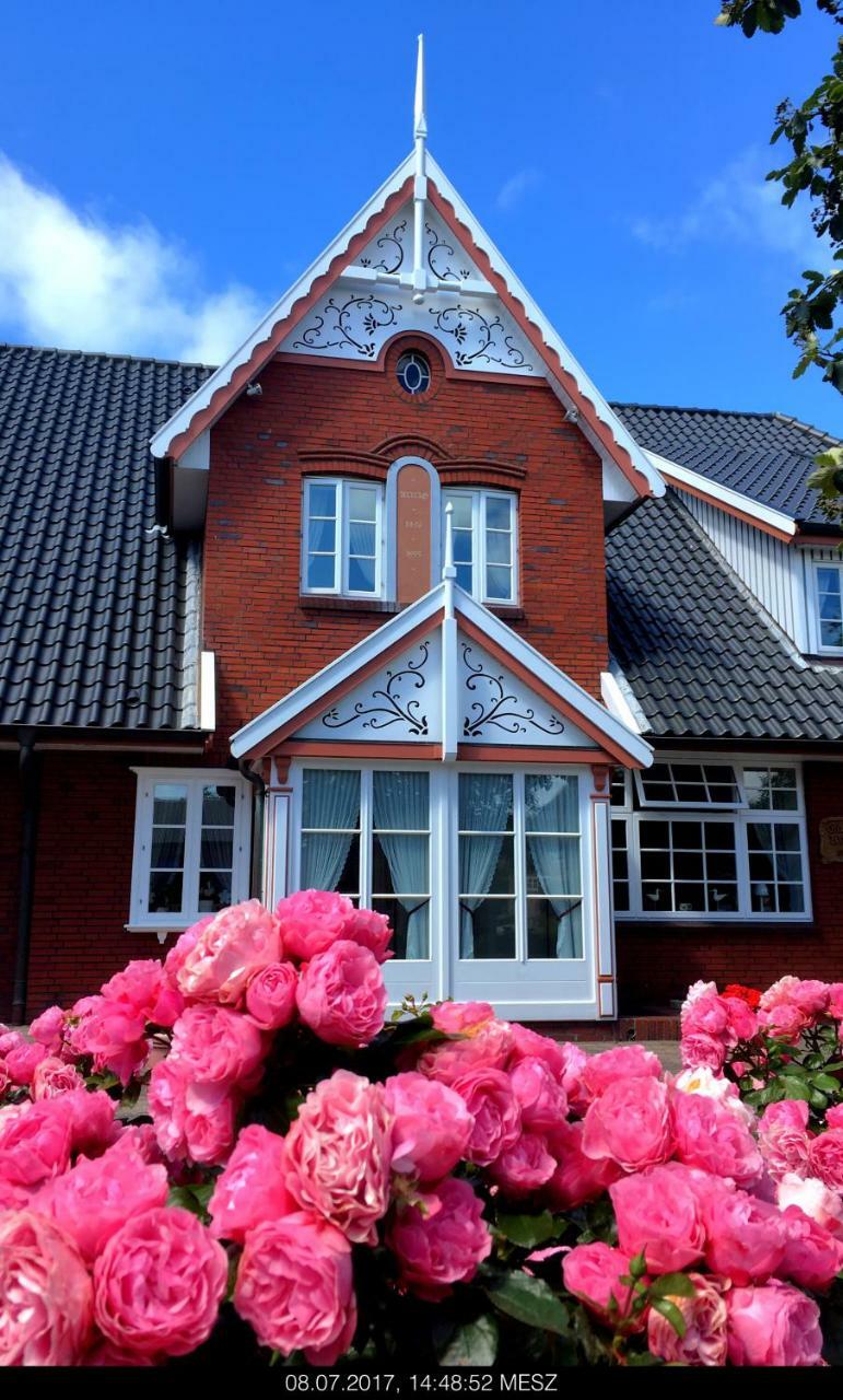 Gasthaus Knudsen Utersum Luaran gambar